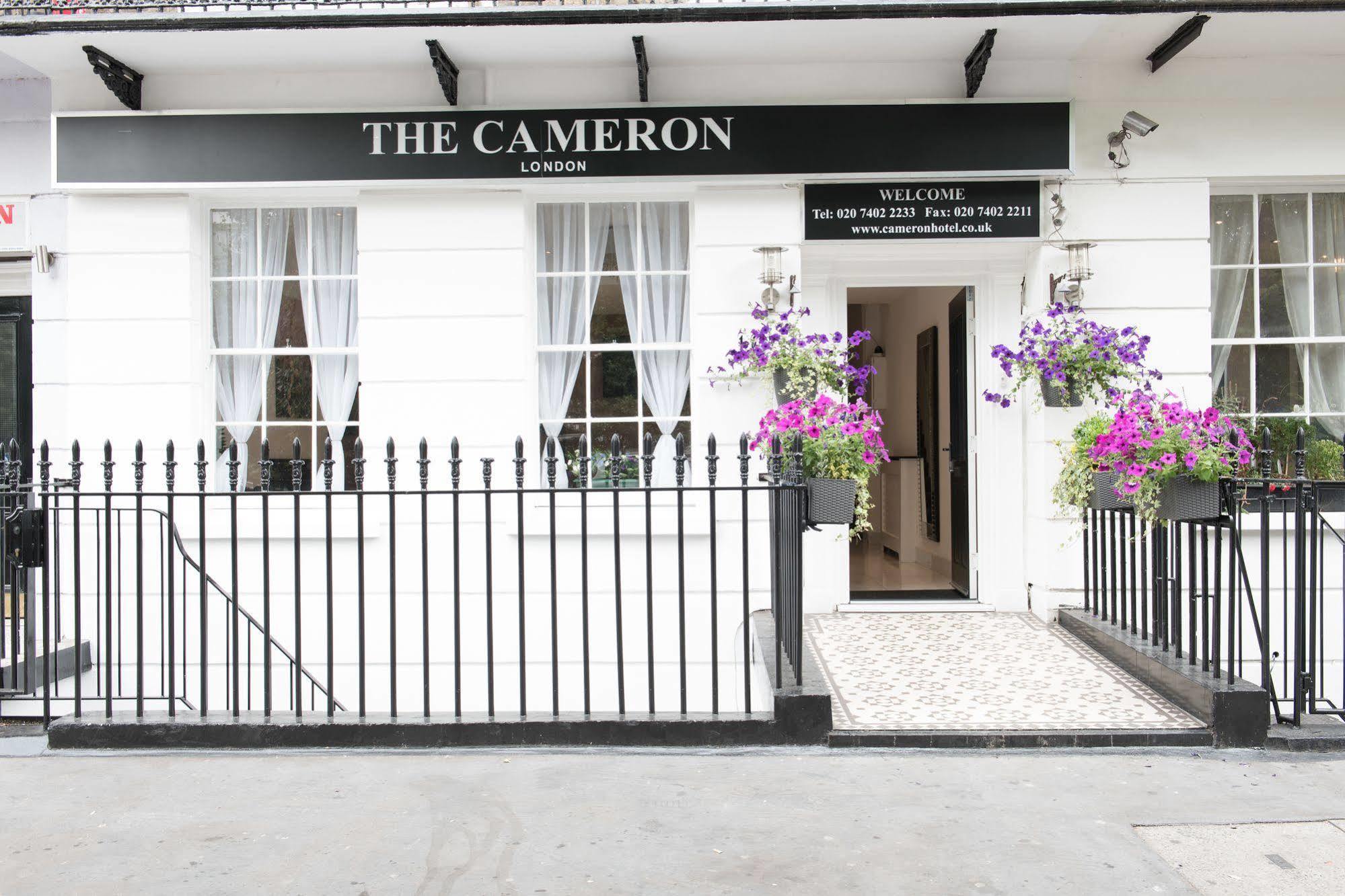 The Cameron Studios London Kültér fotó